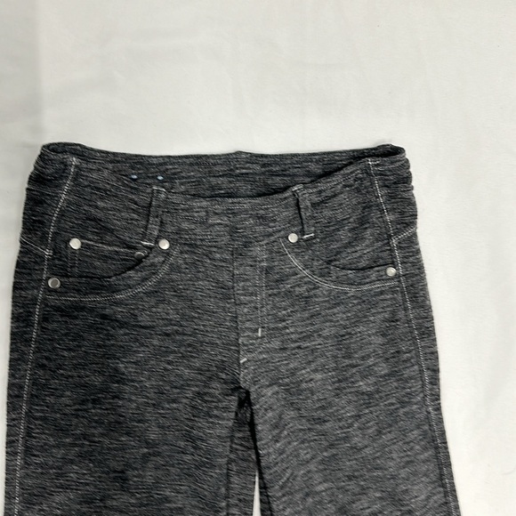 Kuhl Mova Kapri Women’s Heather Charcoal Gray Stretch Pull-on Capri Pants - Picture 3 of 5